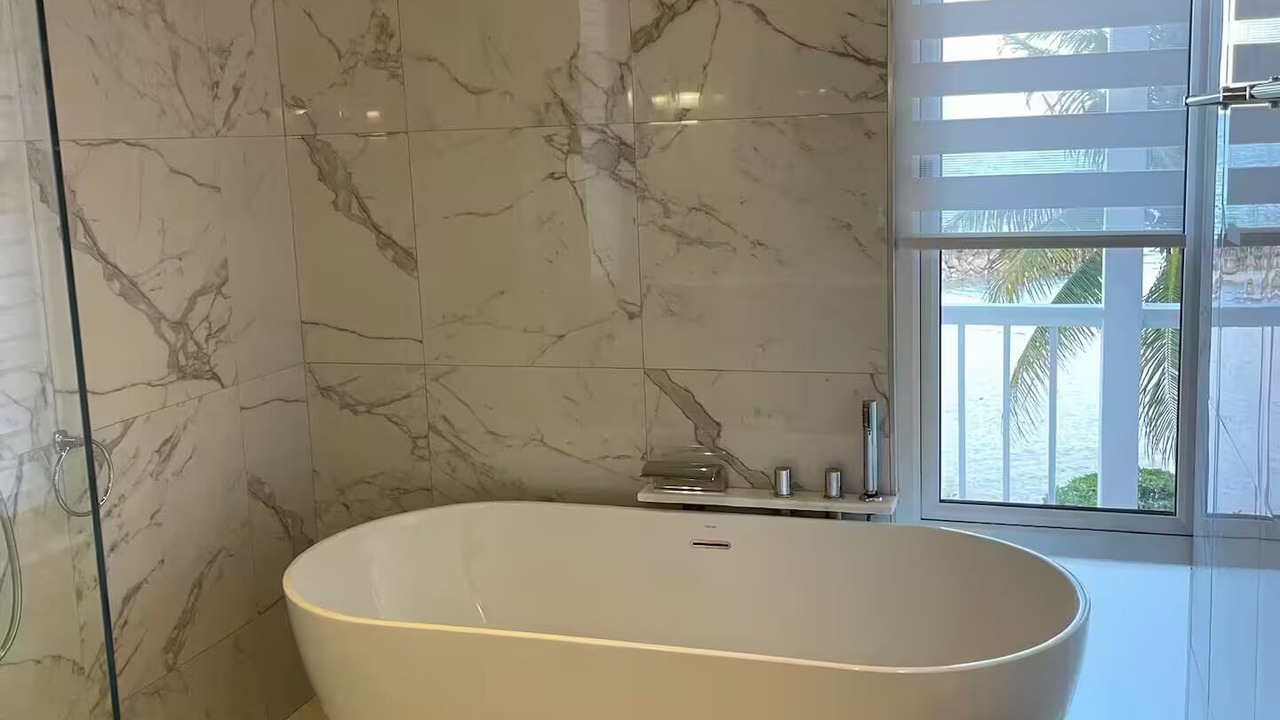 Photo of Bathroom in Nassau