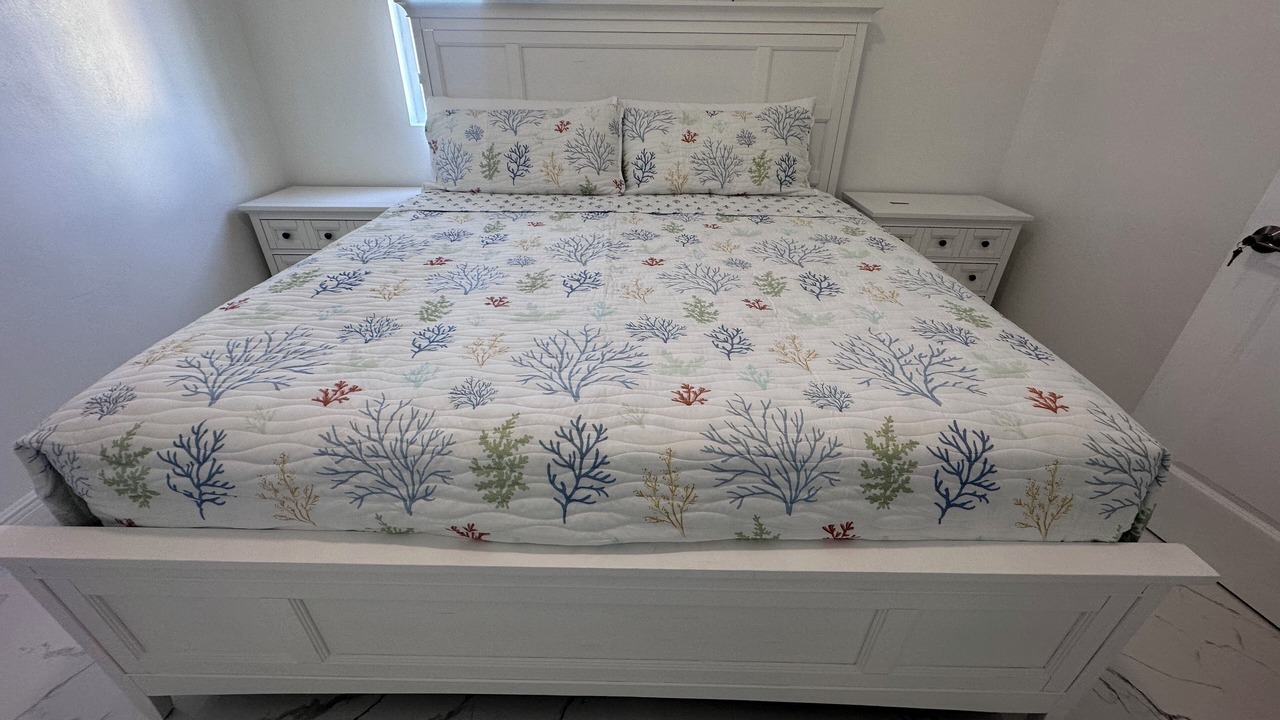 Photo of Bedroom in Farmer's Hill