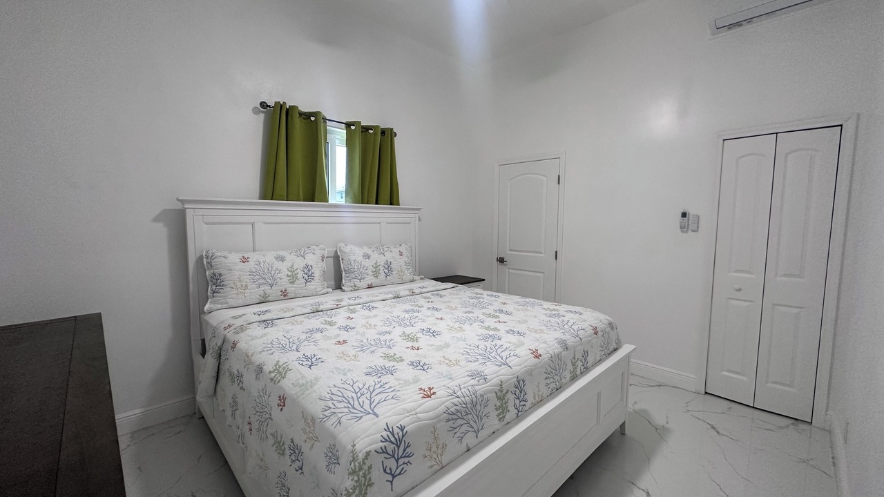 Photo of Bedroom in Farmer's Hill