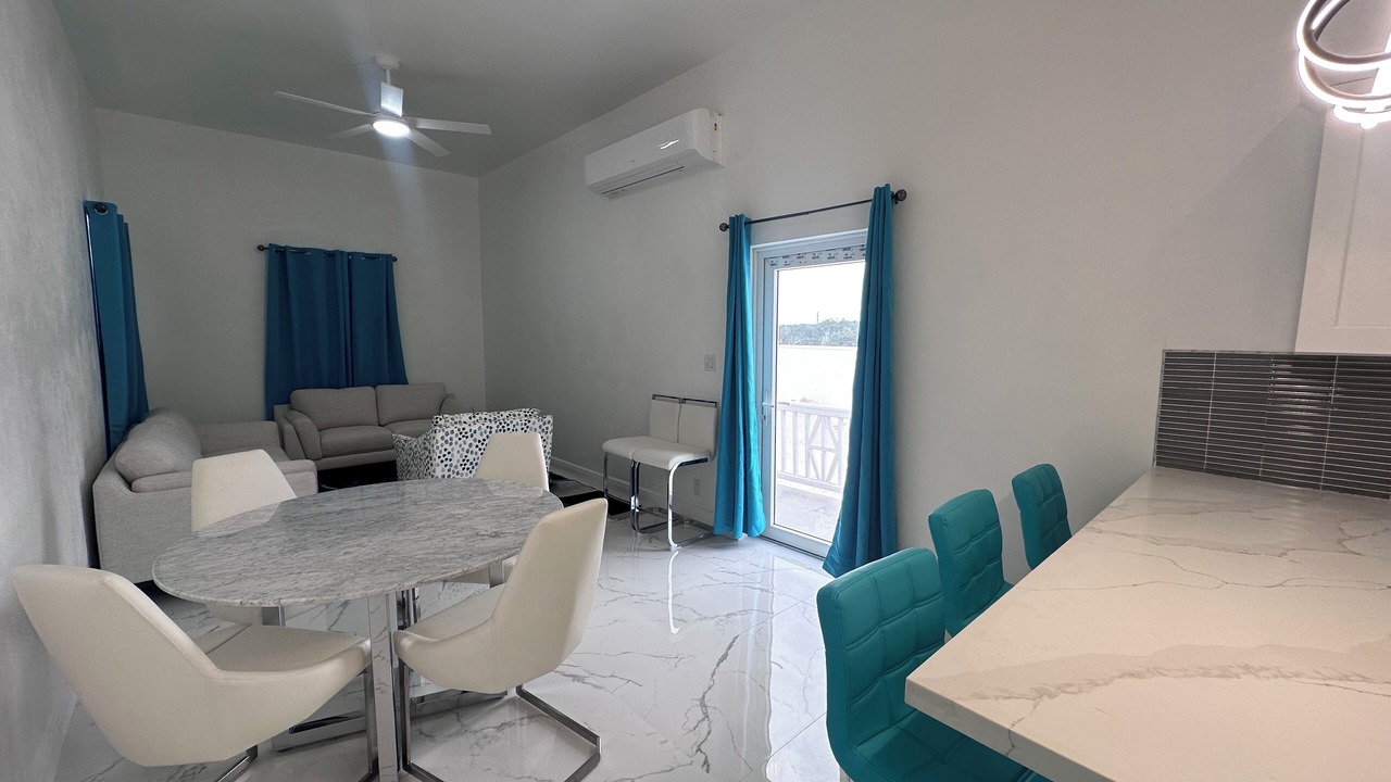 Photo of Livingroom in Farmer's Hill
