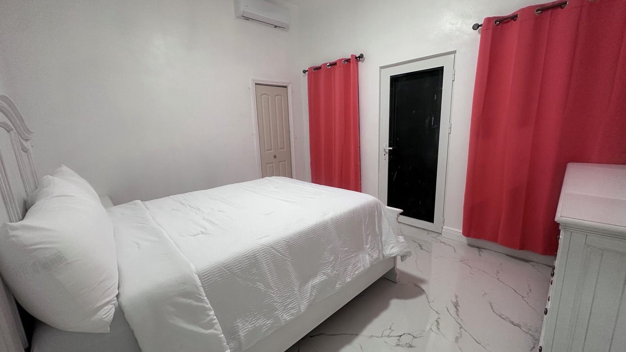 Photo of Bedroom in Farmer's Hill