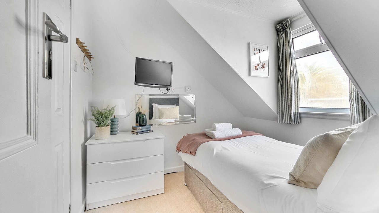 Photo of Bedroom in Newquay City Centre