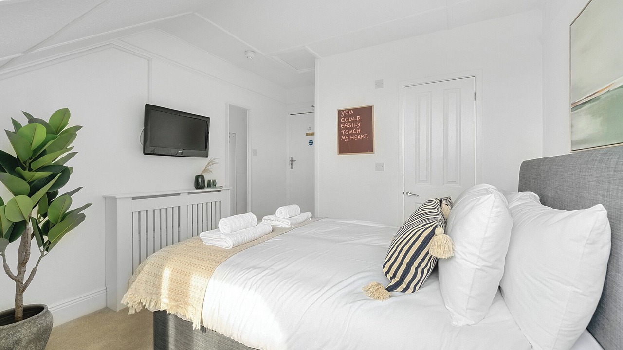 Photo of Bedroom in Newquay City Centre