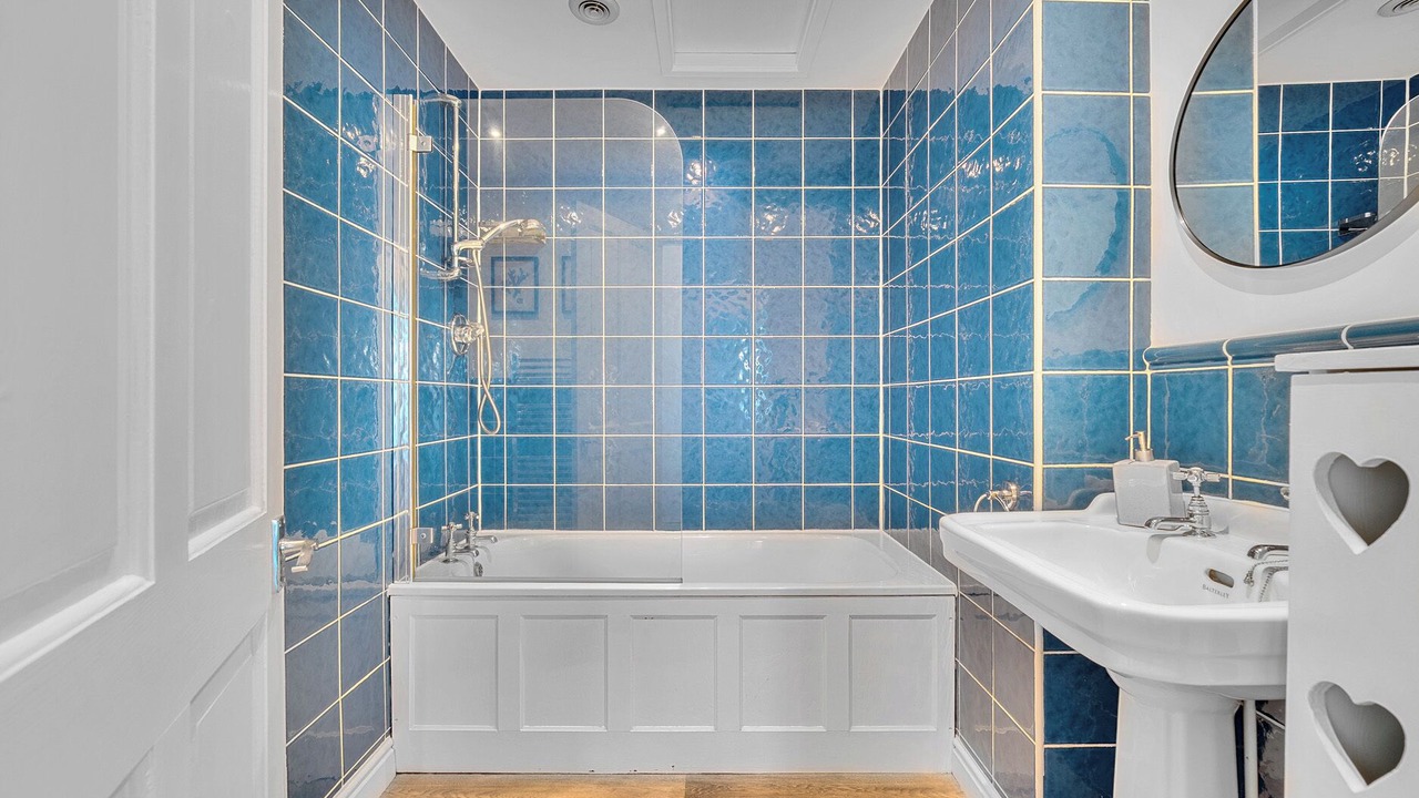 Photo of Bathroom in Newquay City Centre