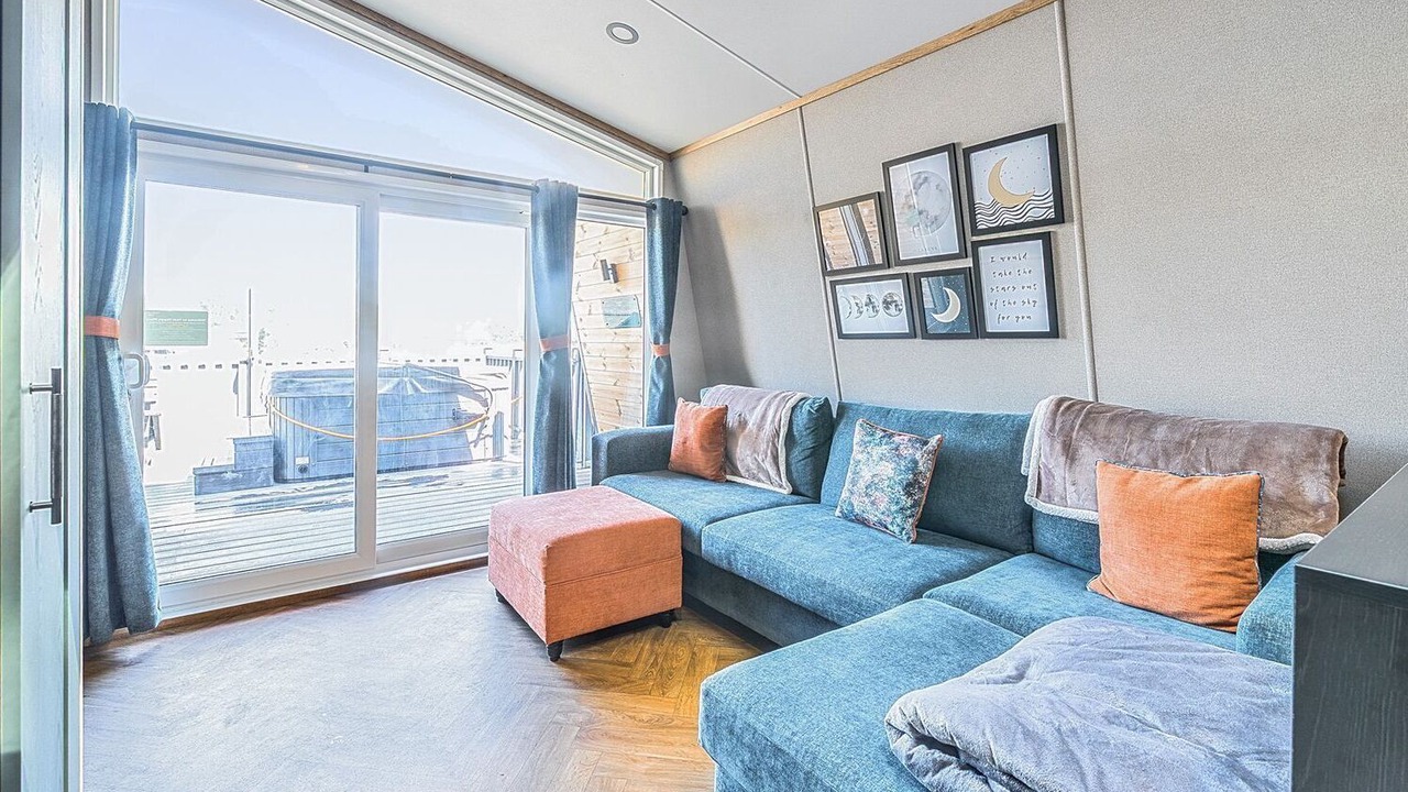 Photo of Livingroom in Great Houghton