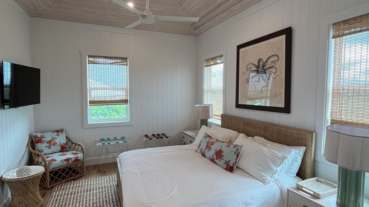 Photo of Bedroom in Hope Town