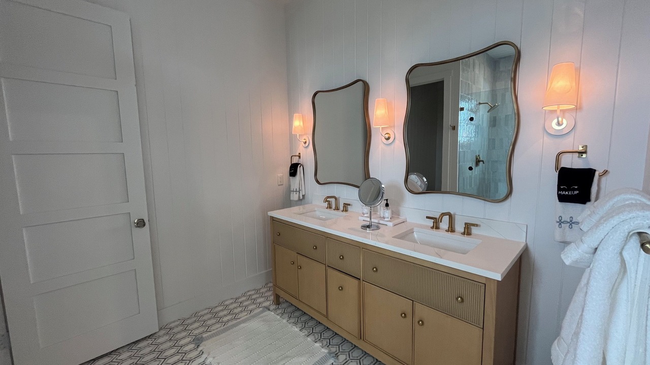 Photo of Bathroom in Hope Town
