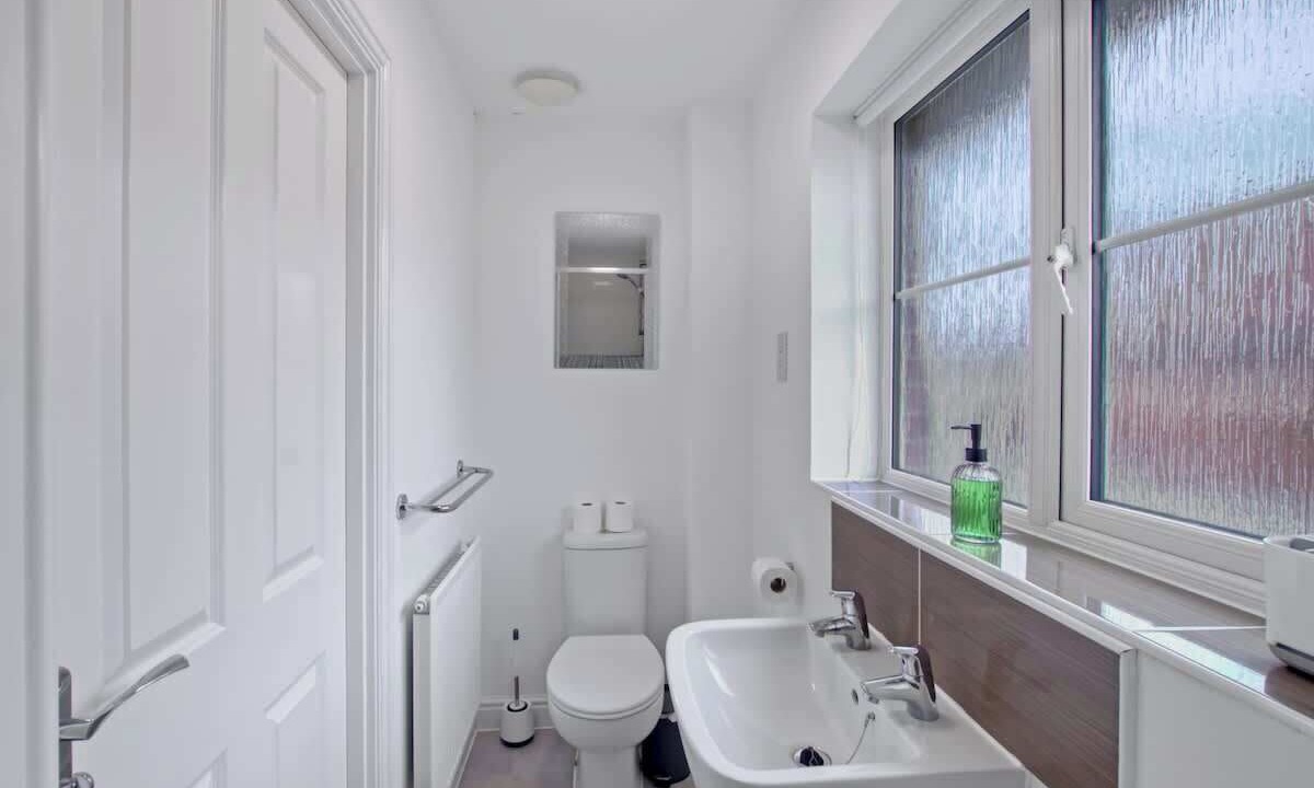 Photo of Bathroom in Hartwell