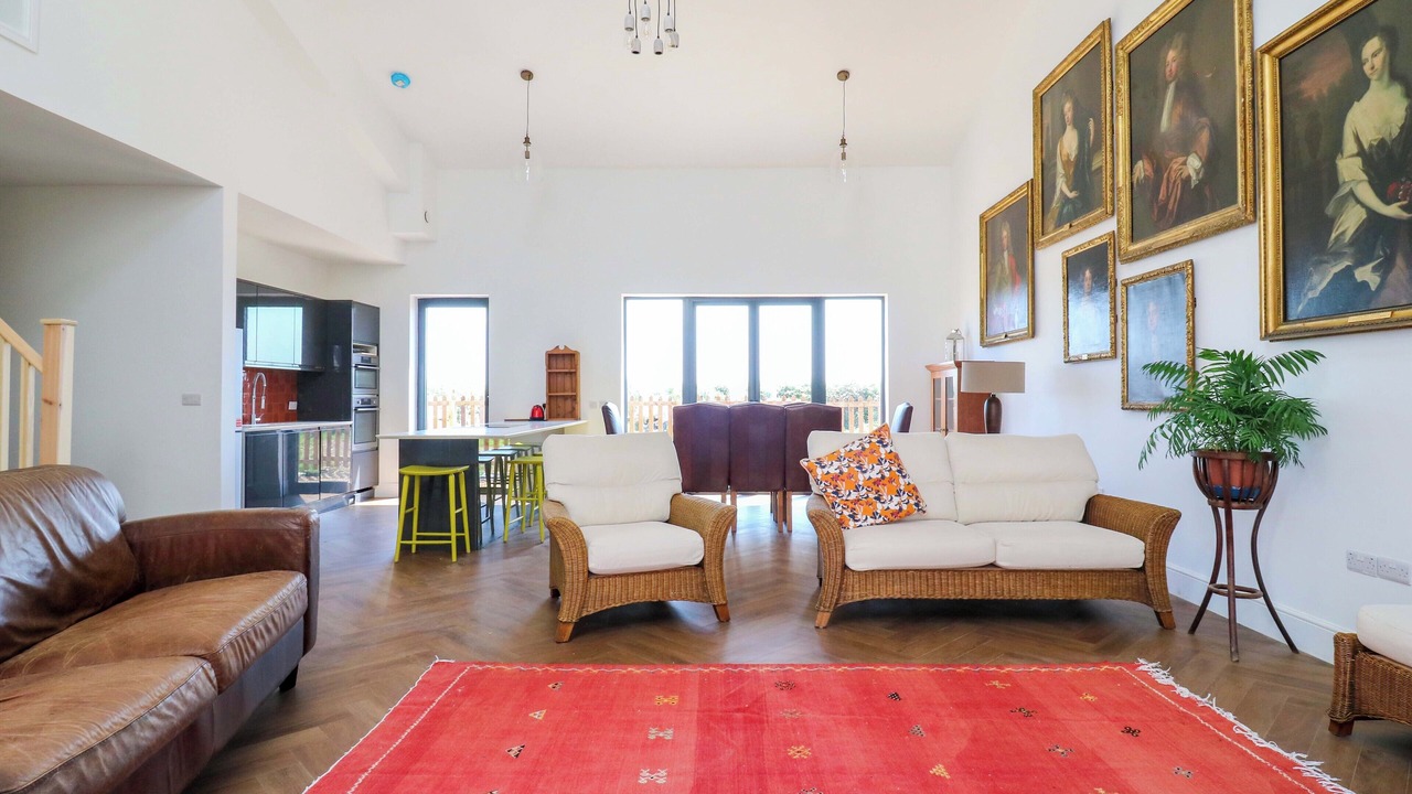 Photo of Livingroom in Waddesdon