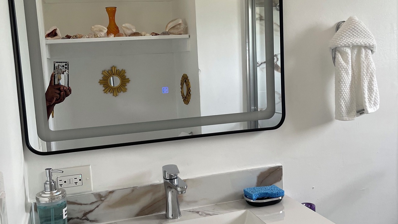 Photo of Bathroom in Tar Bay