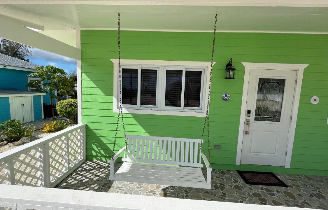 Photo of Patio Balcony in Tar Bay