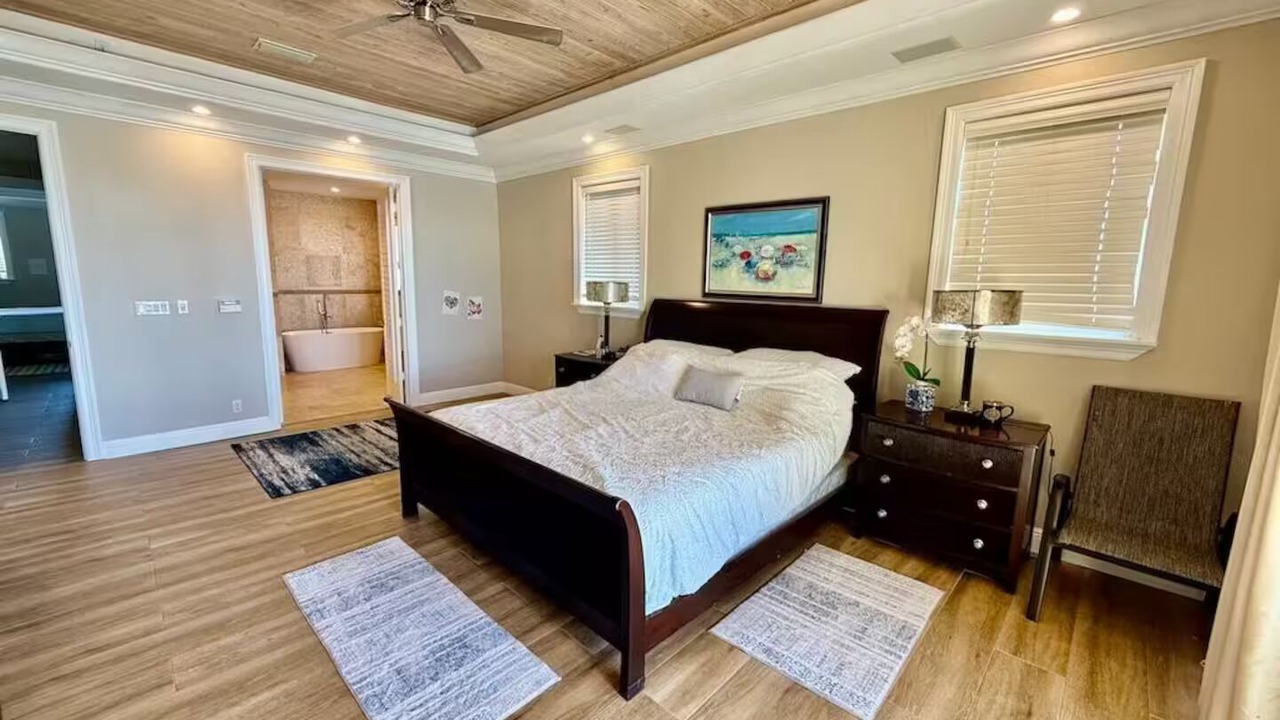 Photo of Bedroom in Bahamas Terrace