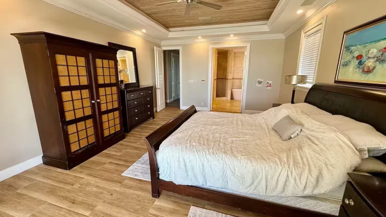 Photo of Bedroom in Bahamas Terrace