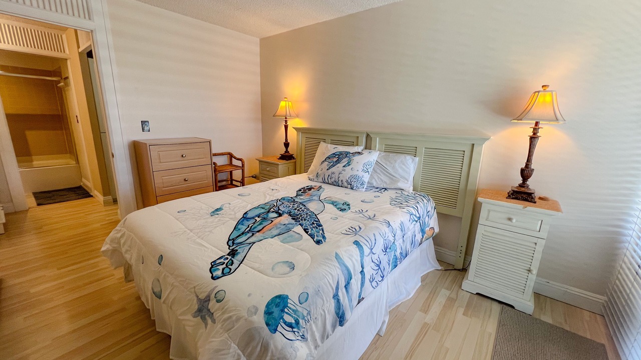 Photo of Bedroom in Waikiki