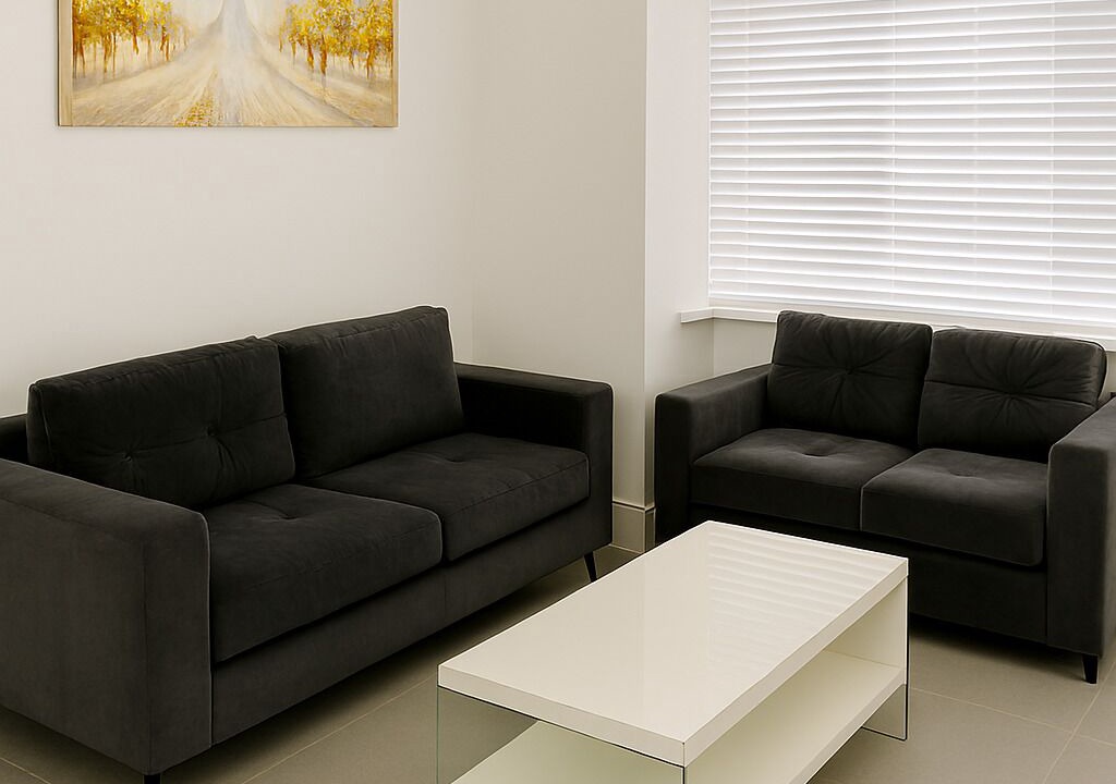 Photo of Livingroom in Leavesden