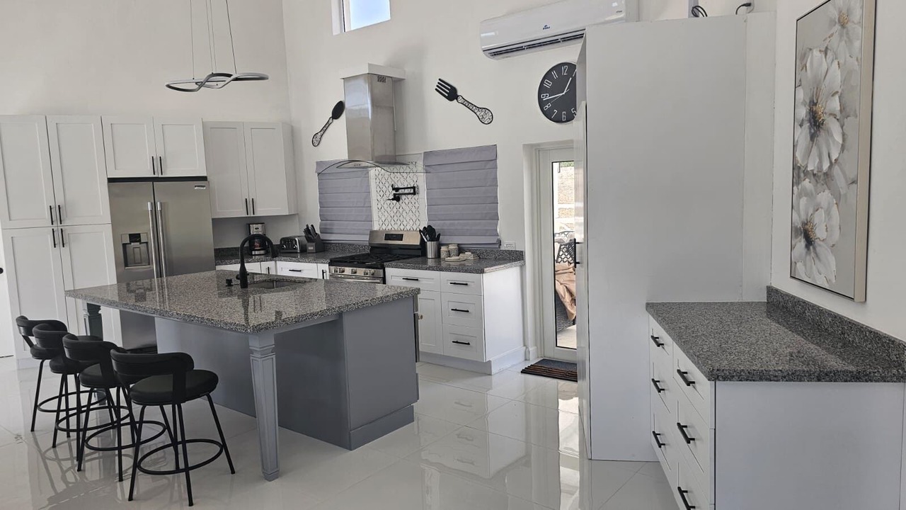 Photo of Kitchen in Rainbow Bay