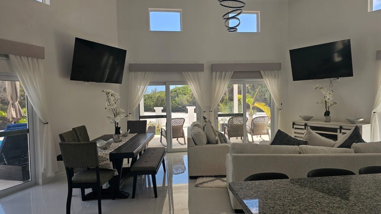 Photo of Livingroom in Rainbow Bay