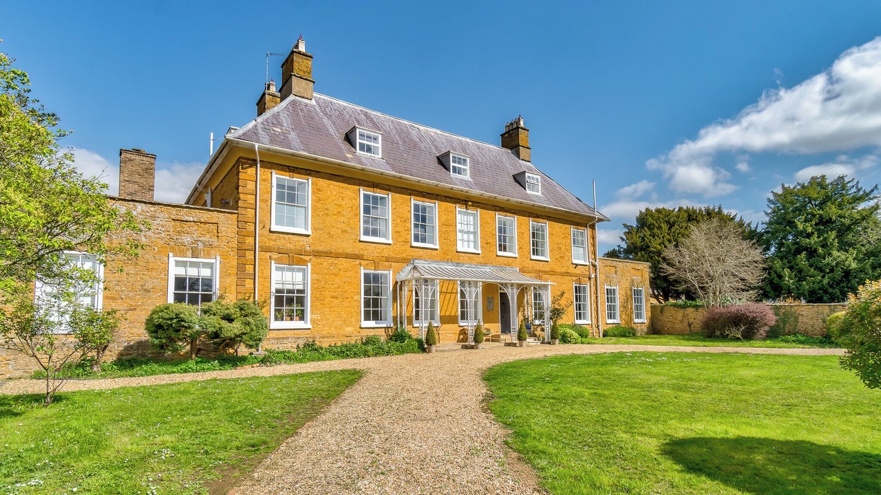 Photo of Outdoor in Earls Barton