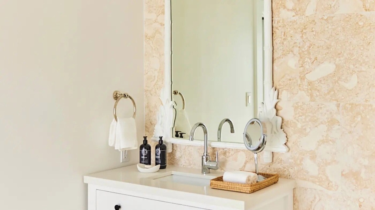 Photo of Bathroom in Governor's Harbour