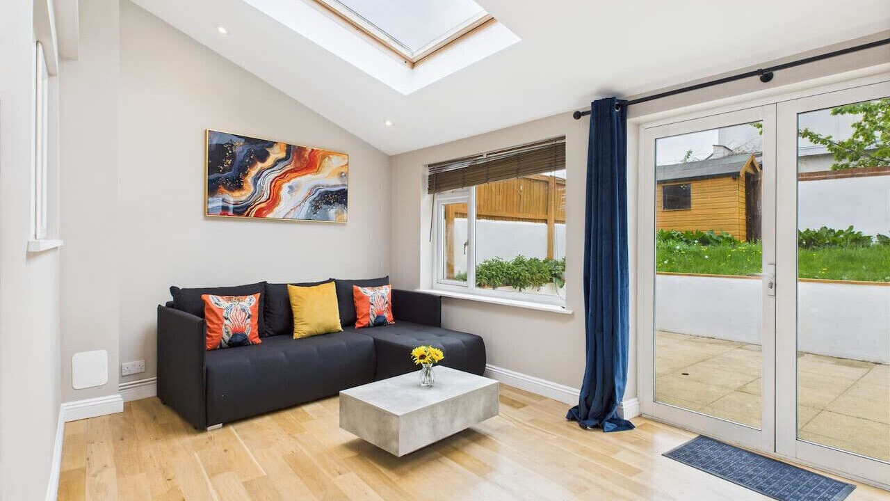 Photo of Livingroom in Cheltenham
