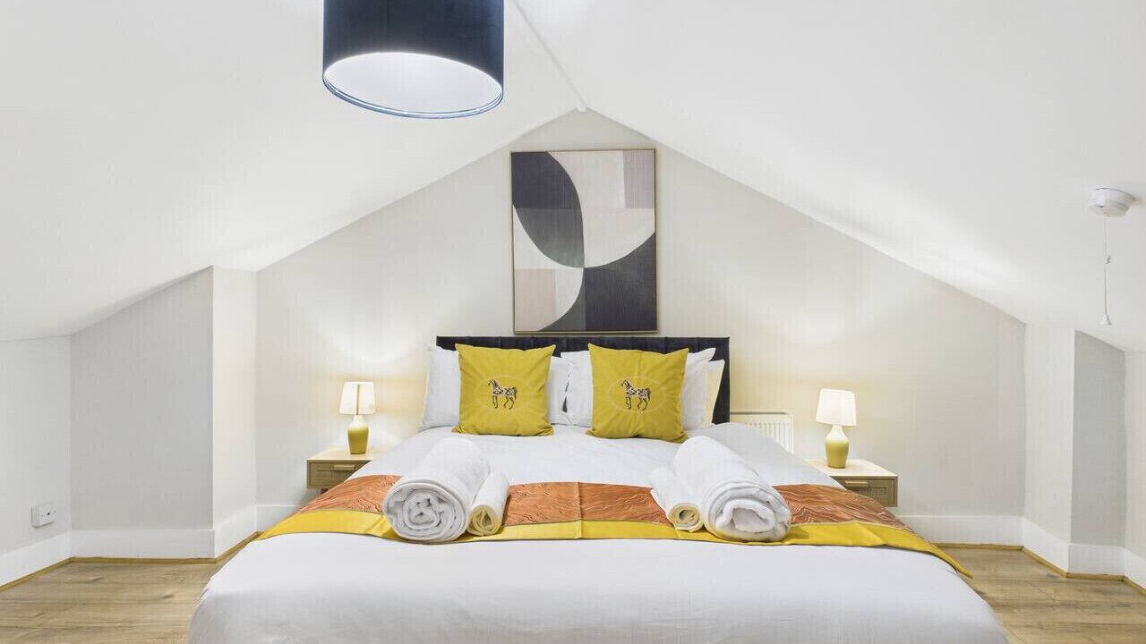 Photo of Bedroom in Cheltenham