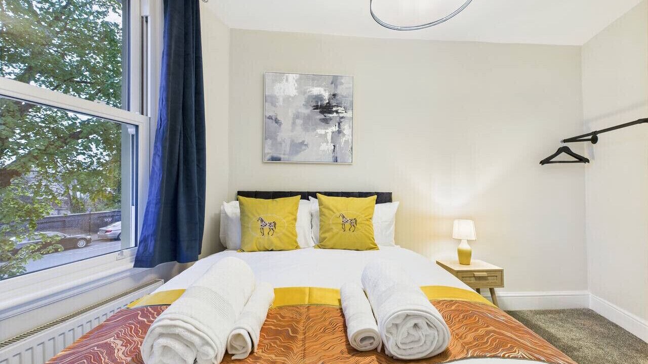Photo of Bedroom in Cheltenham