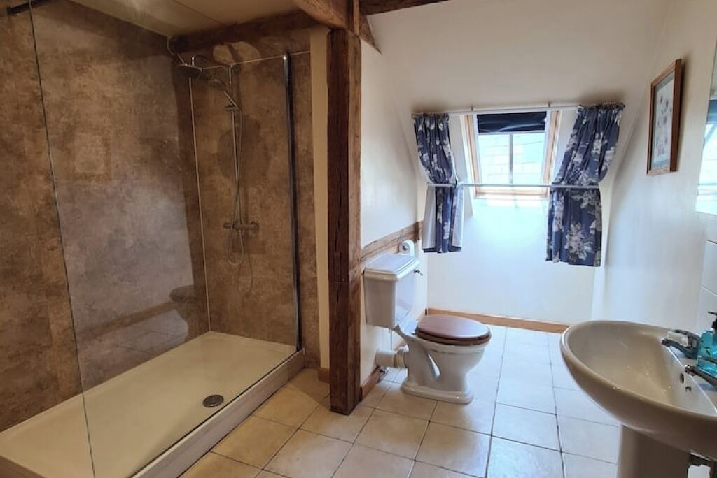 Photo of Bathroom in Offham