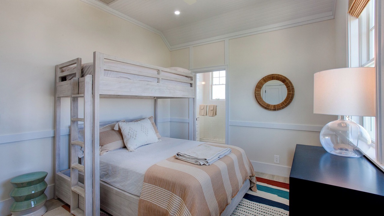 Photo of Bedroom in Hope Town
