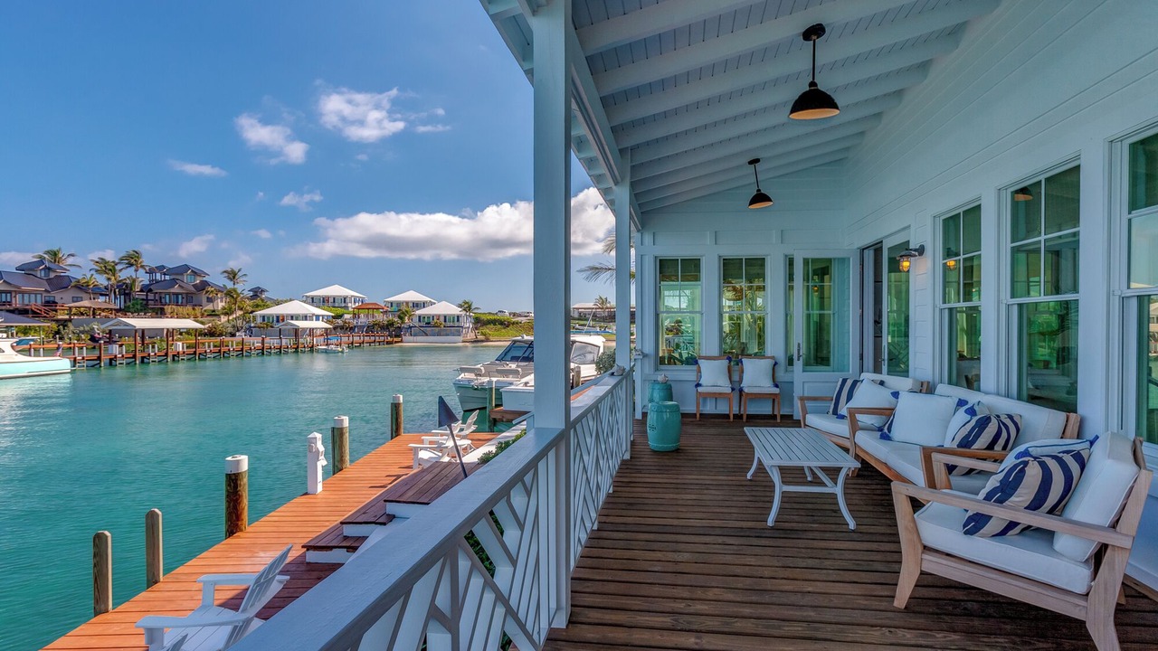 Photo of Patio Balcony in Hope Town