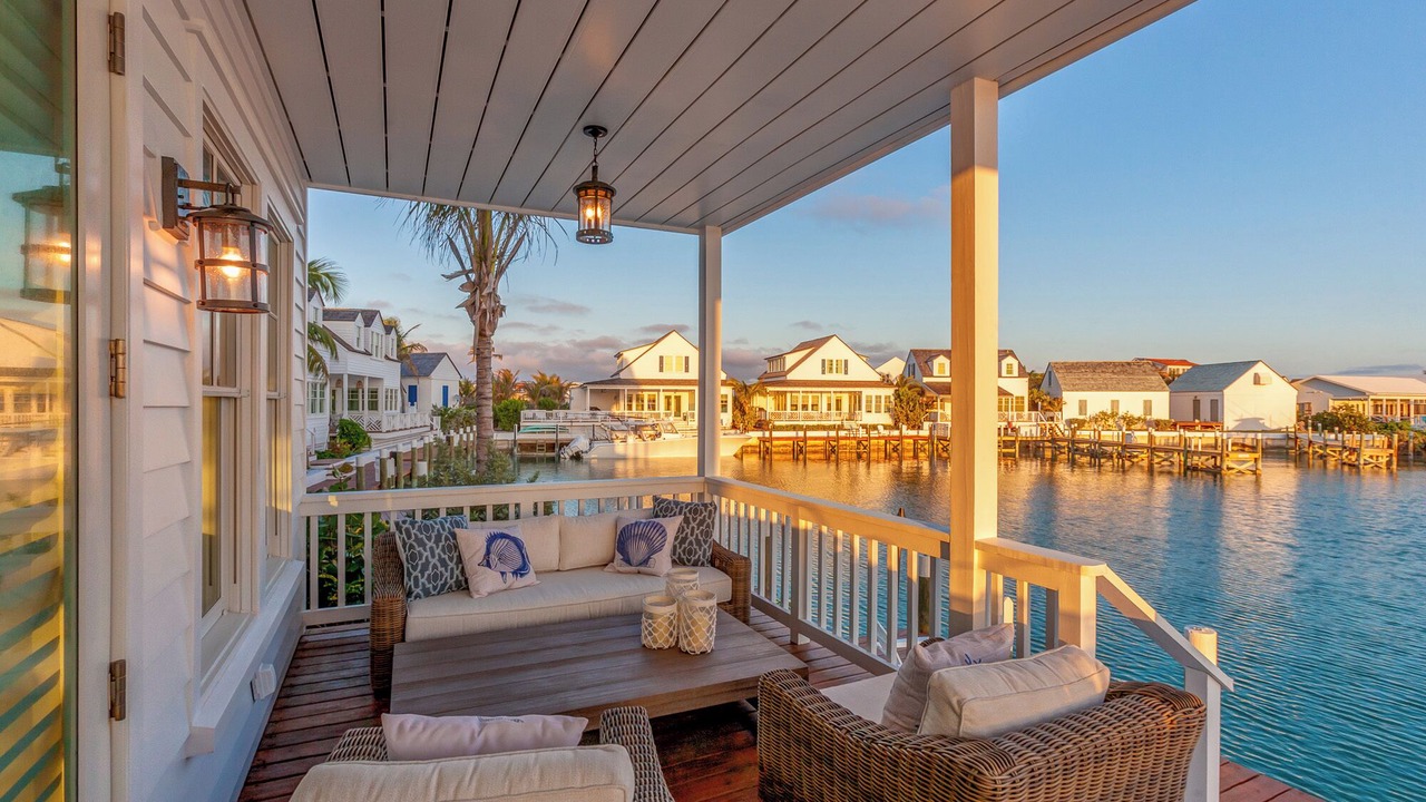 Photo of Patio Balcony in Hope Town