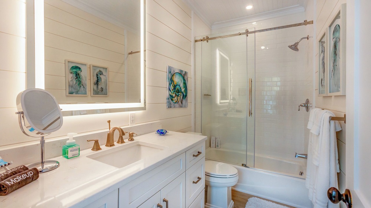 Photo of Bathroom in Hope Town