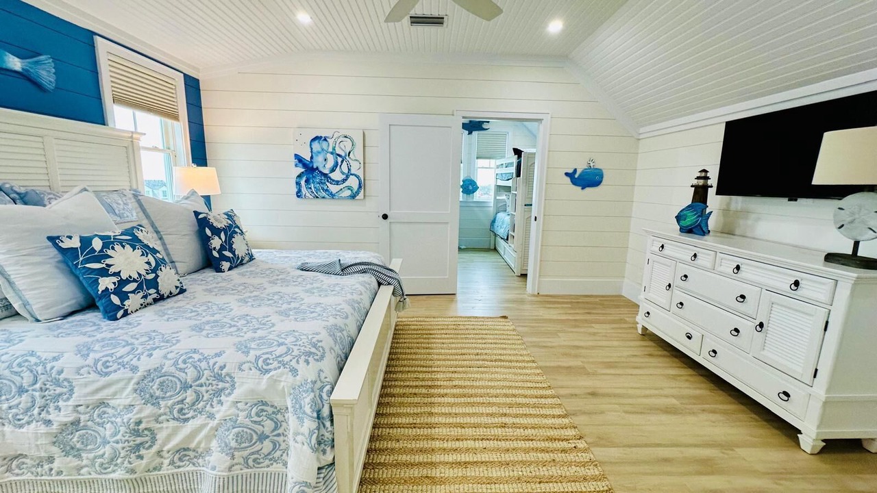Photo of Bedroom in Hope Town