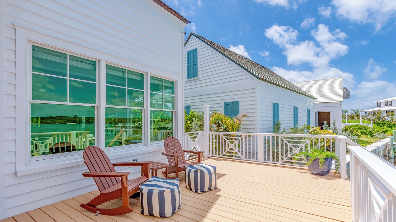 Photo of Patio Balcony in Hope Town