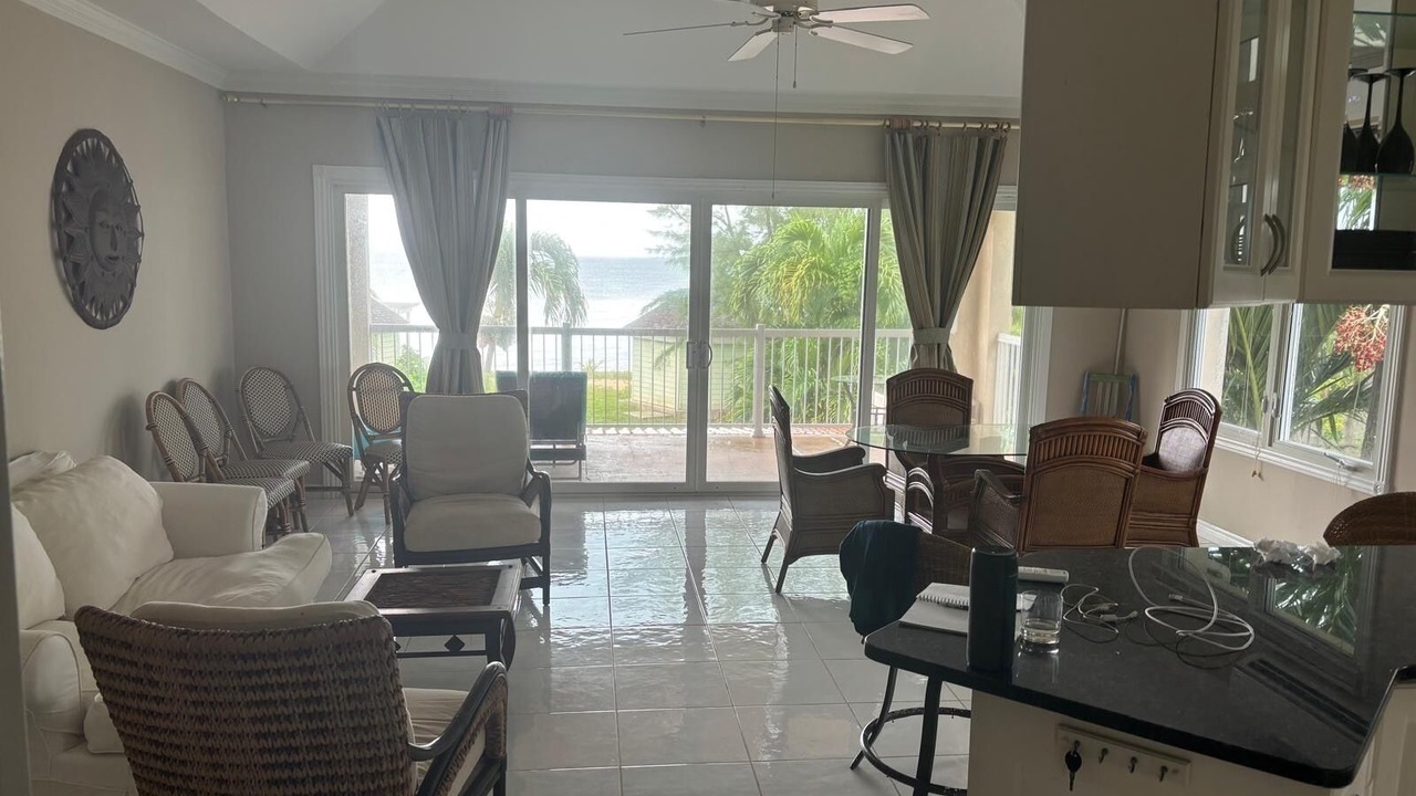 Photo of Livingroom in Coral Harbour
