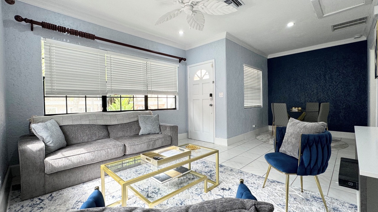 Photo of Livingroom in Paradise Island