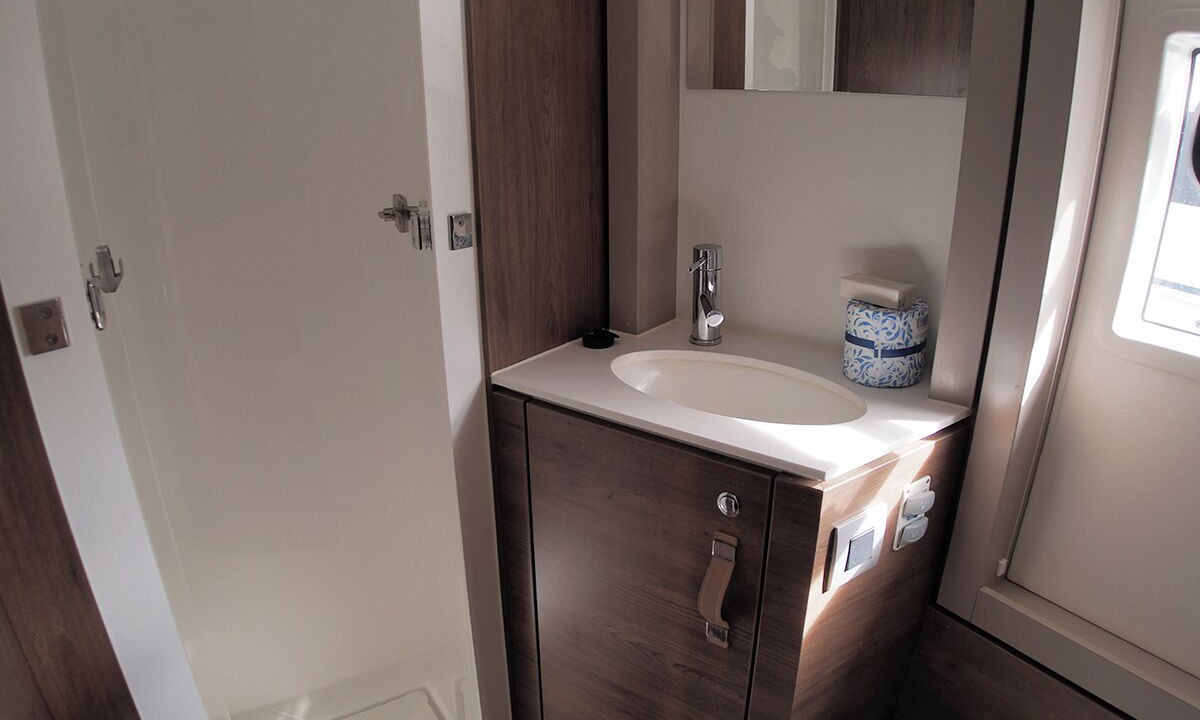 Photo of Bathroom in Lubbers Quarters Cay