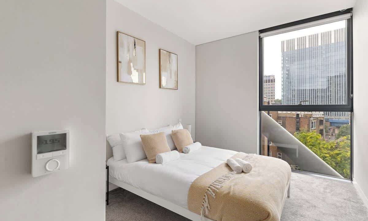 Photo of Bedroom in South Bank