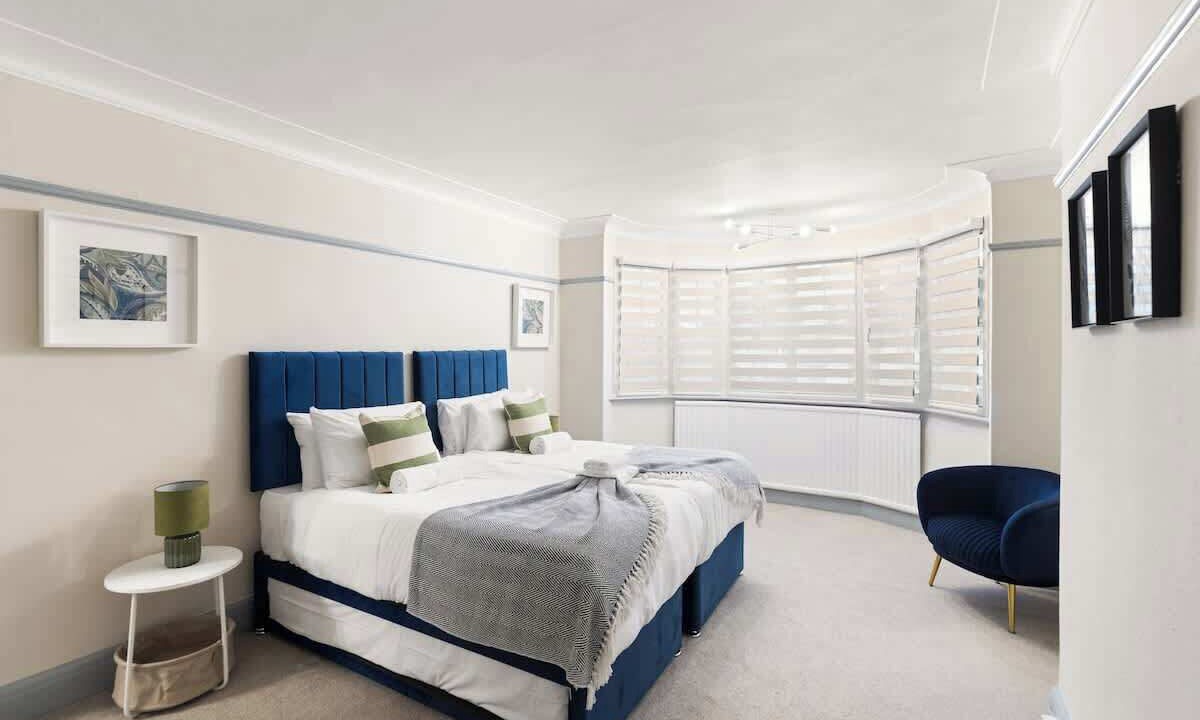 Photo of Bedroom in Brent Cross
