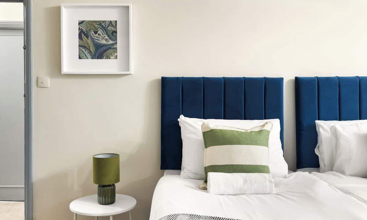 Photo of Bedroom in Brent Cross