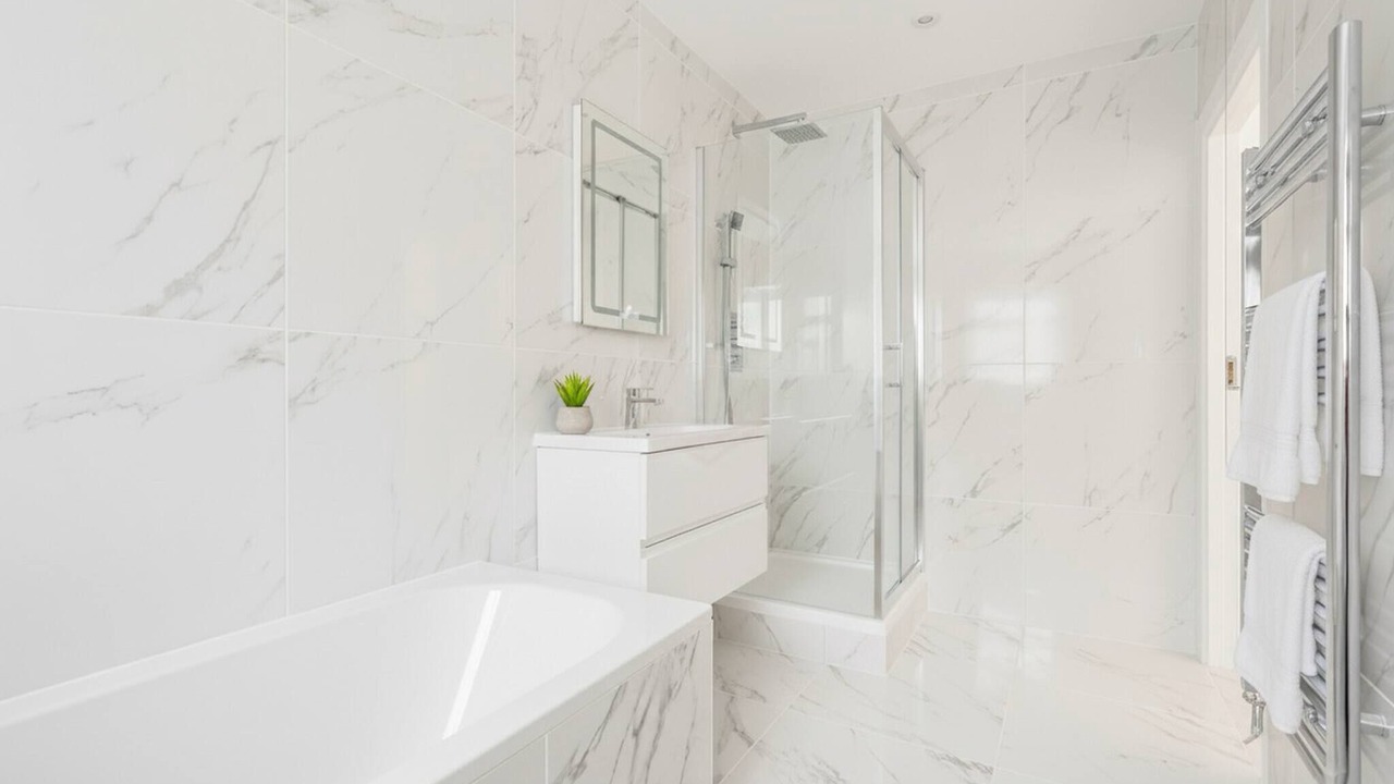 Photo of Bathroom in Swiss Cottage
