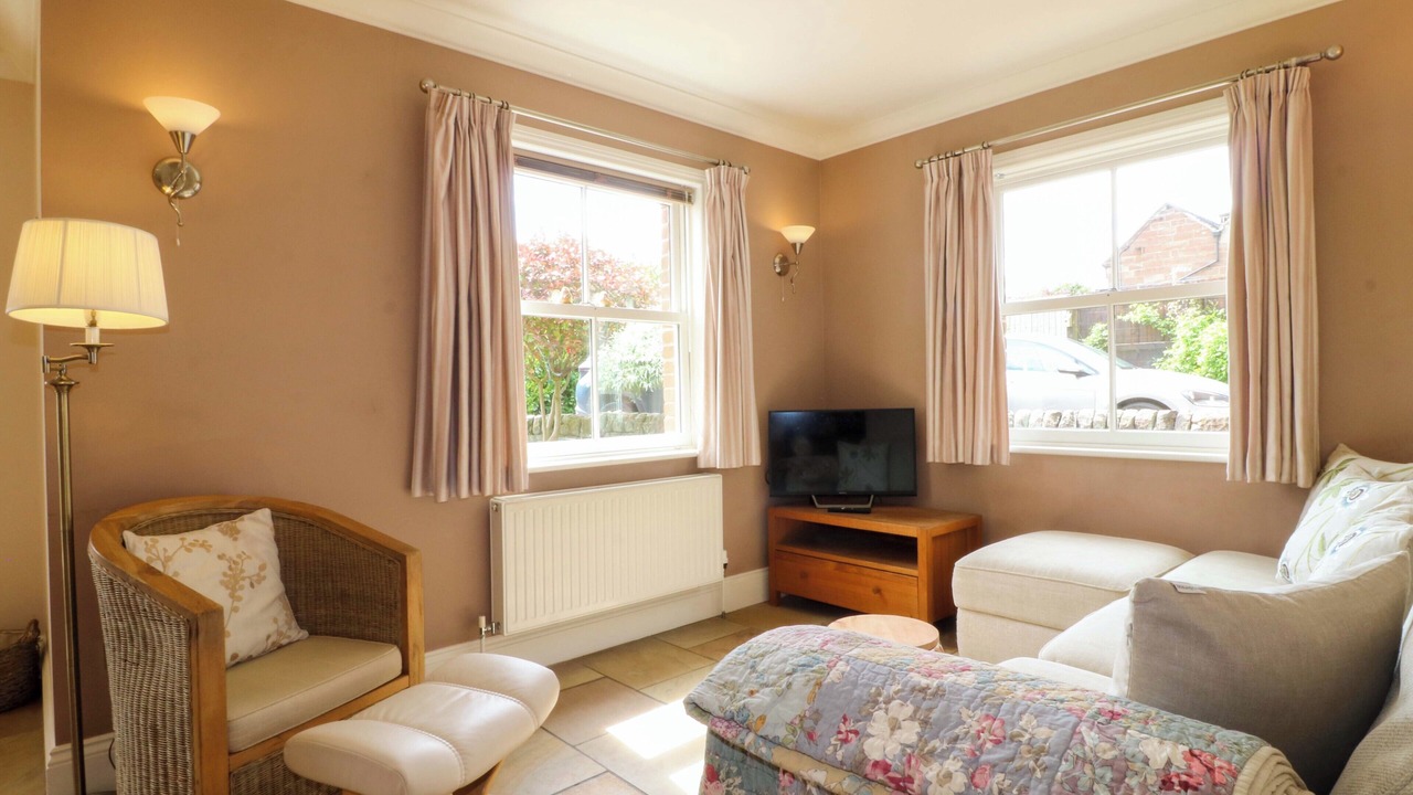 Photo of Livingroom in Alton