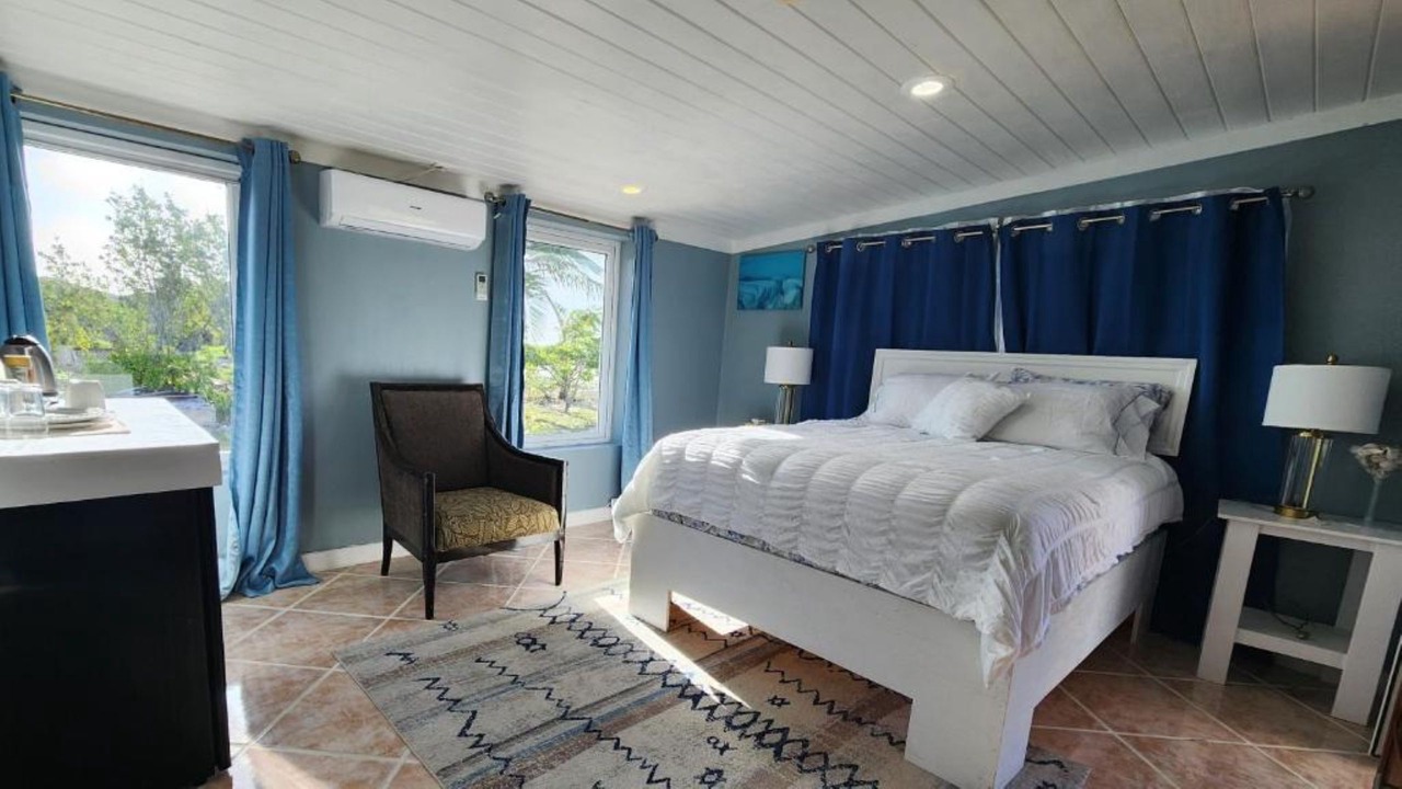 Photo of Bedroom in Rolle Town