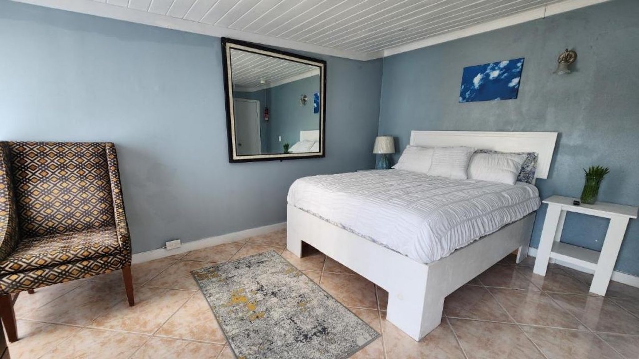 Photo of Bedroom in Rolle Town