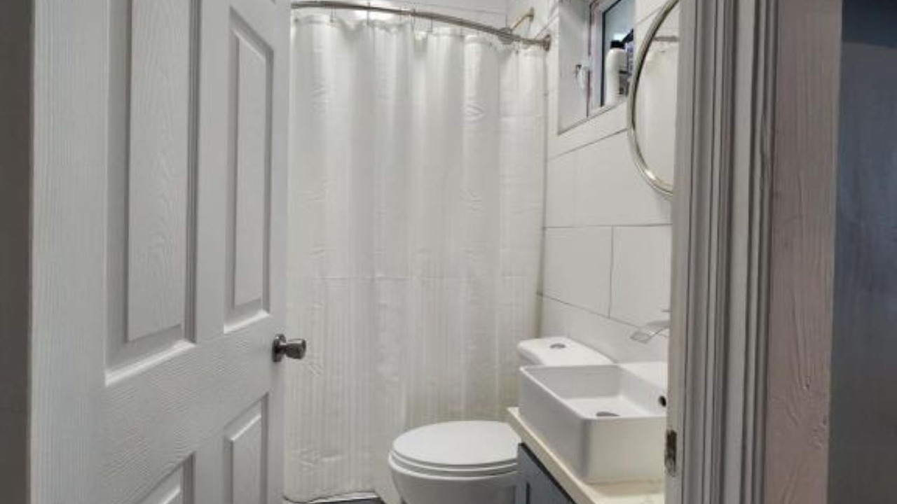 Photo of Bathroom in Rolle Town