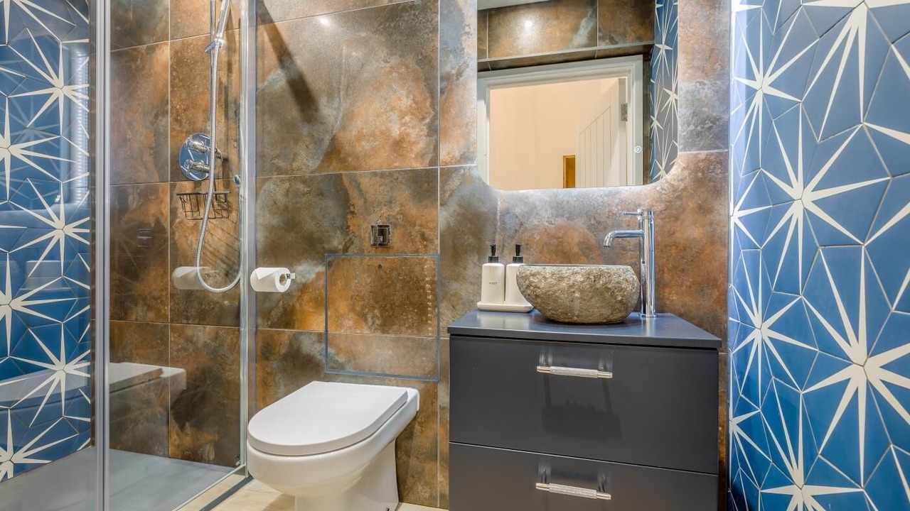 Photo of Bathroom in Wainhouse Corner
