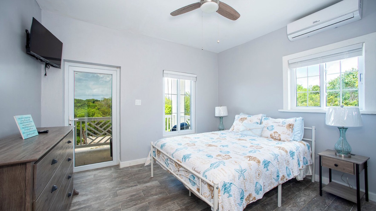 Photo of Patio Balcony in South Palmetto Point