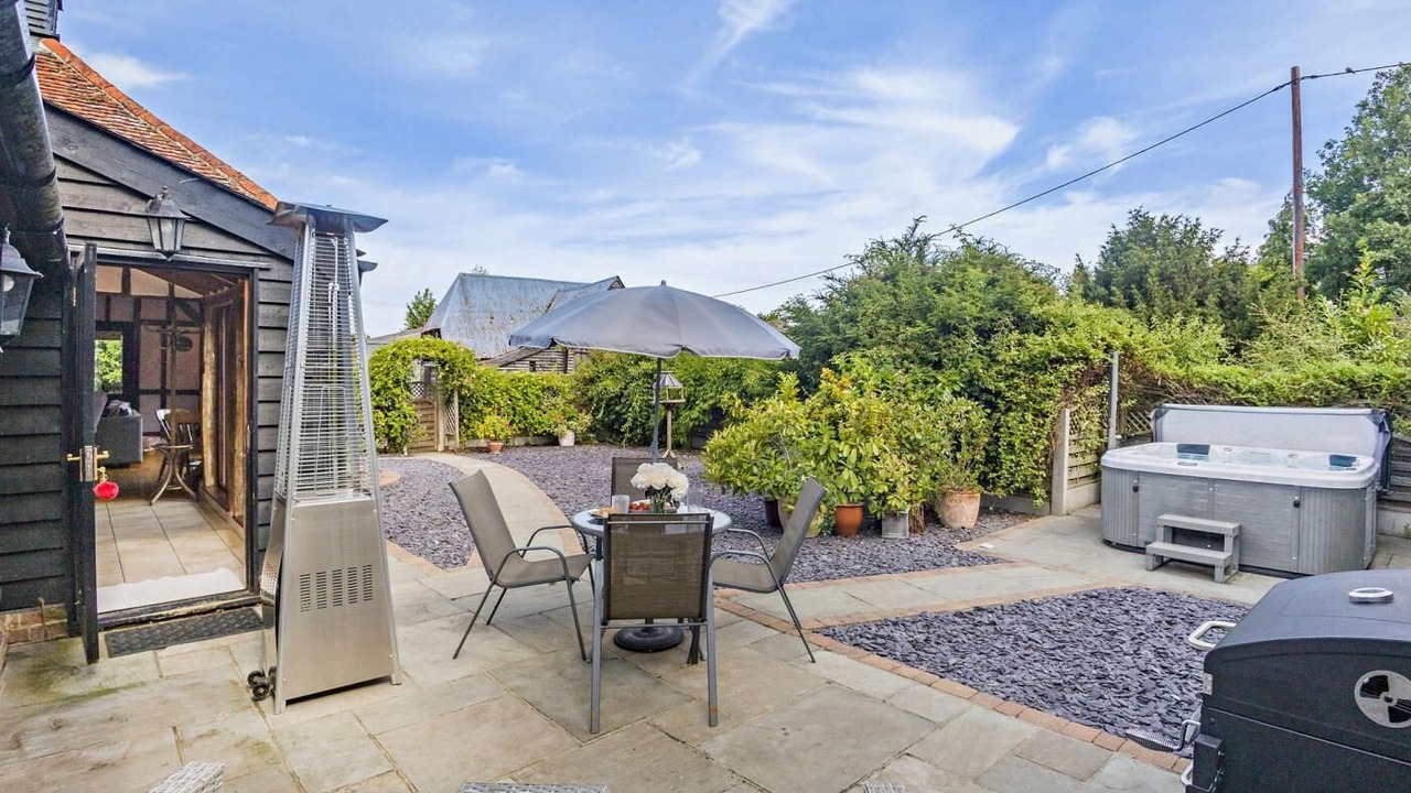 Photo of Outdoor in Howlett End
