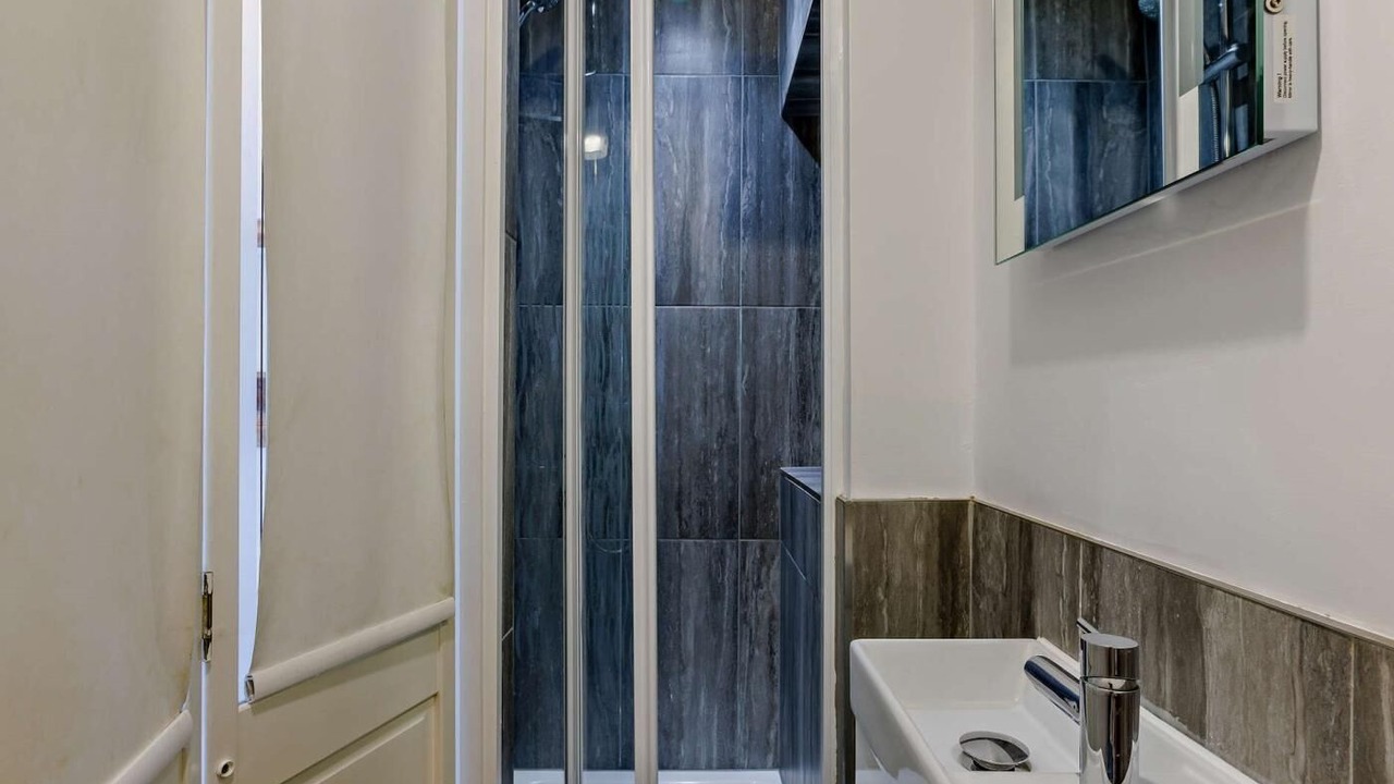 Photo of Bathroom in Westleigh