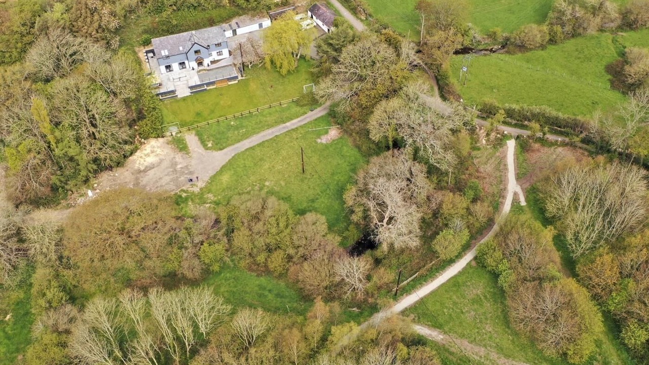 Photo of Outdoor in Bont Newydd