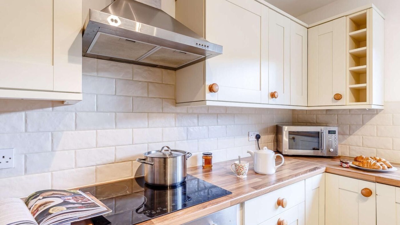 Photo of Kitchen in Babbacombe